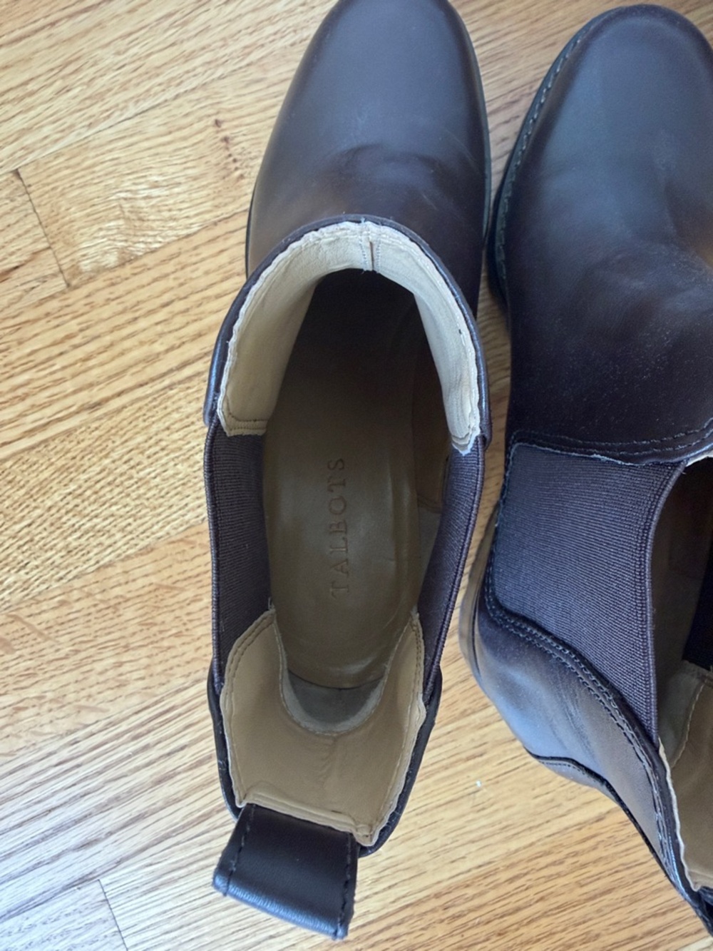 NWOT Talbots Classic Brown Leather Chelsea Ankle Boots - Picture 3 of 3